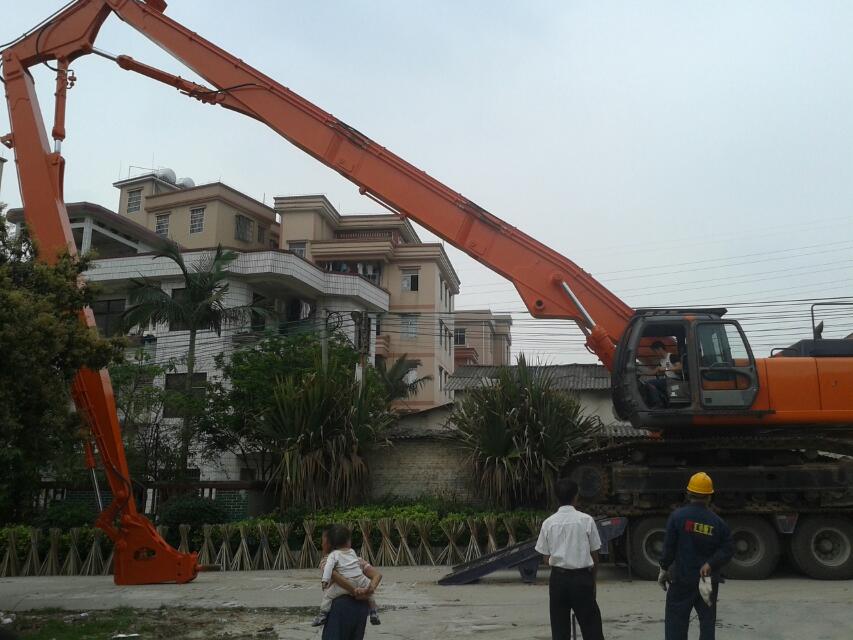 挖掘機(jī)拆樓臂、拆樓臂、加長(zhǎng)臂、挖掘機(jī)拆樓臂廠家