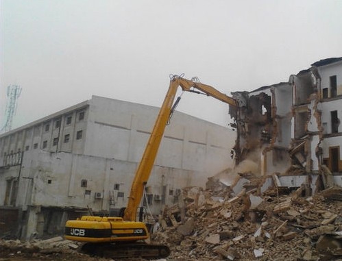 挖掘機(jī)拆樓臂、拆樓臂、加長(zhǎng)臂、挖掘機(jī)拆樓臂廠家