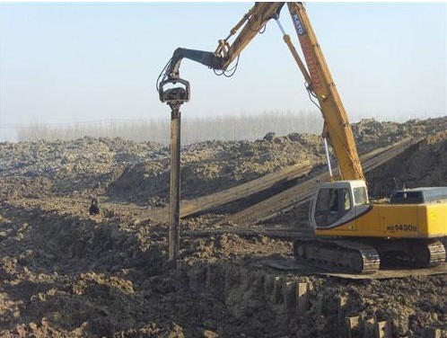 挖掘機打樁臂、打樁臂、打樁錘、挖掘機打樁臂廠家