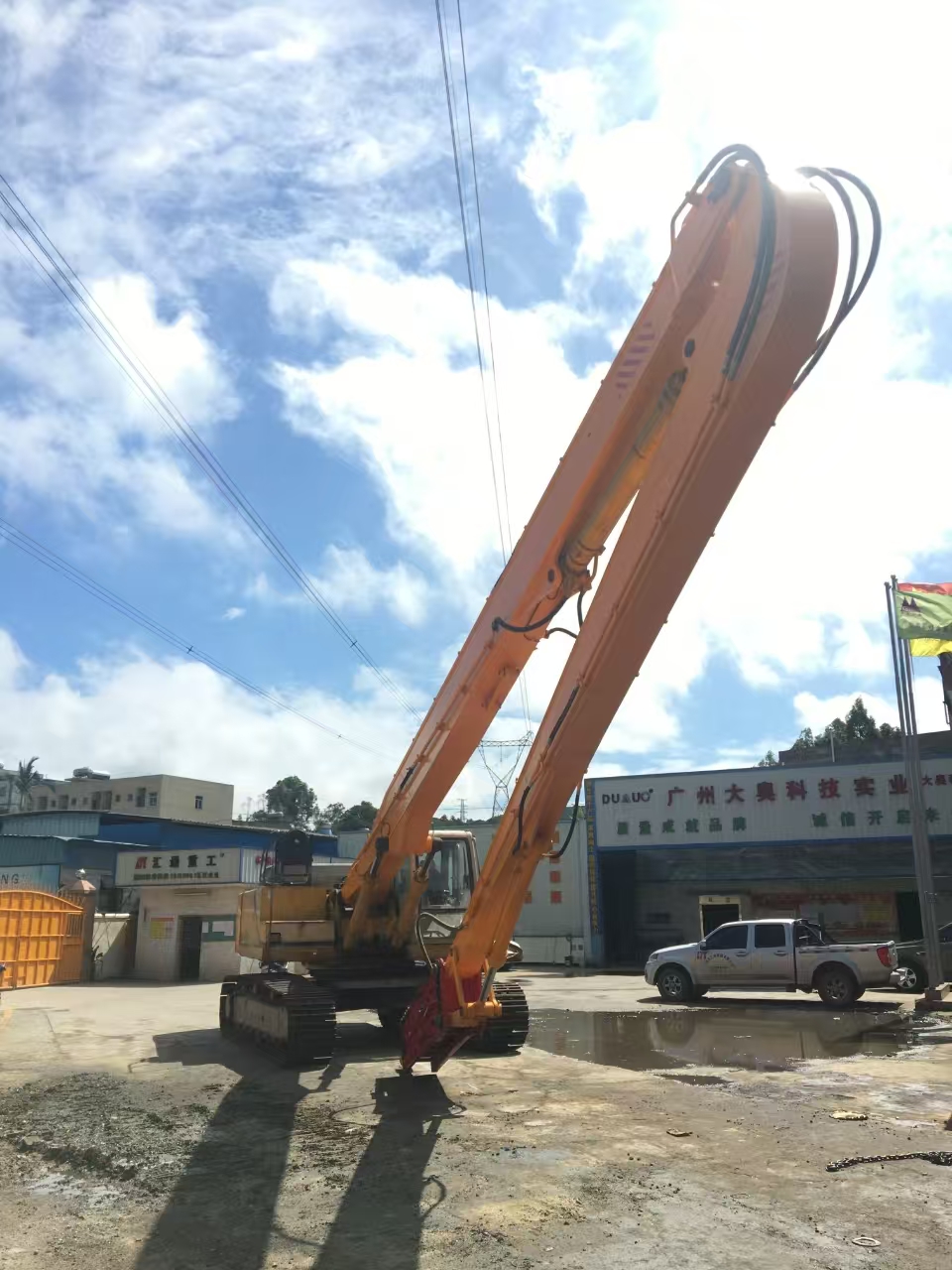 挖掘機打樁臂、打樁臂、打樁錘、挖掘機打樁臂廠家