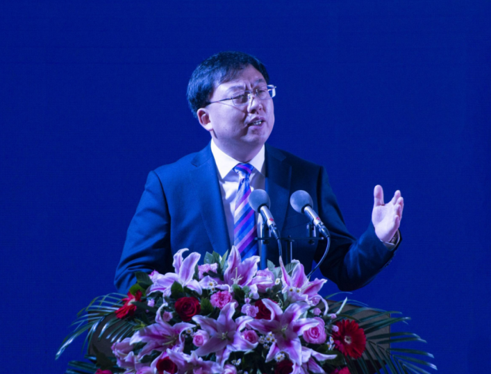 挖掘機(jī)伸縮臂 挖掘機(jī)伸縮臂