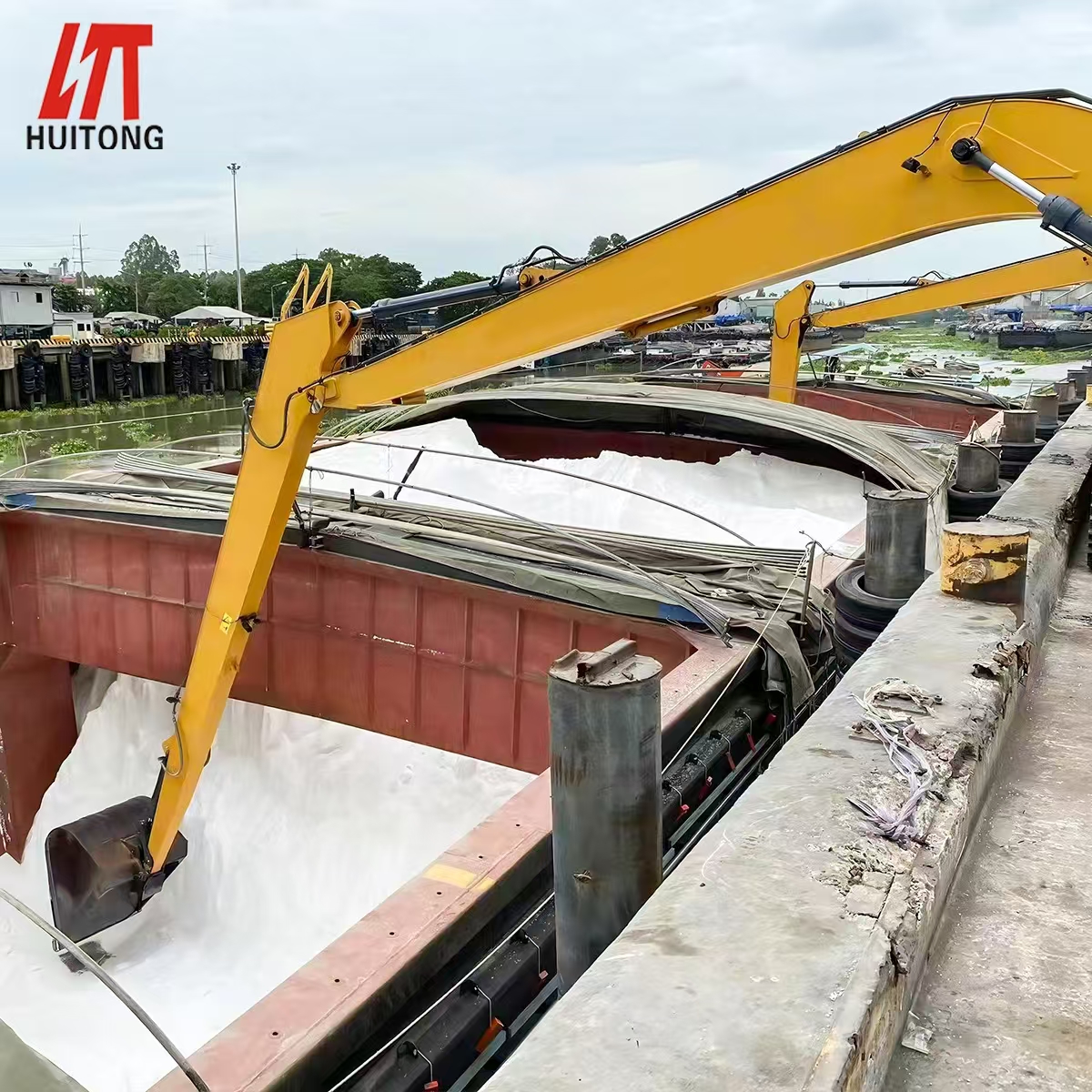 挖掘機(jī)加長(zhǎng)臂.jpg 挖掘機(jī)加長(zhǎng)臂.jpg